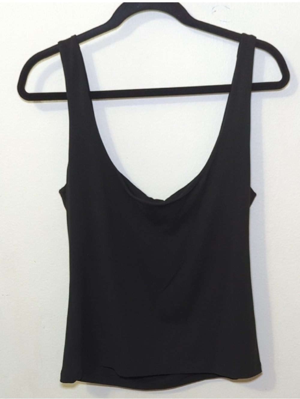 MaxMara Classic Scoop Neck Sleek Black Tank Top Size Large